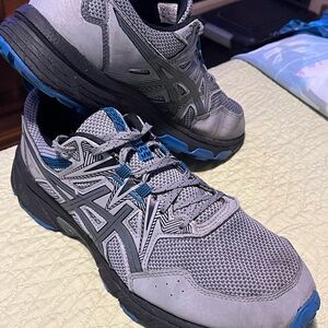Asics Gray and Blue Running Shoes men’s Sz 10.5